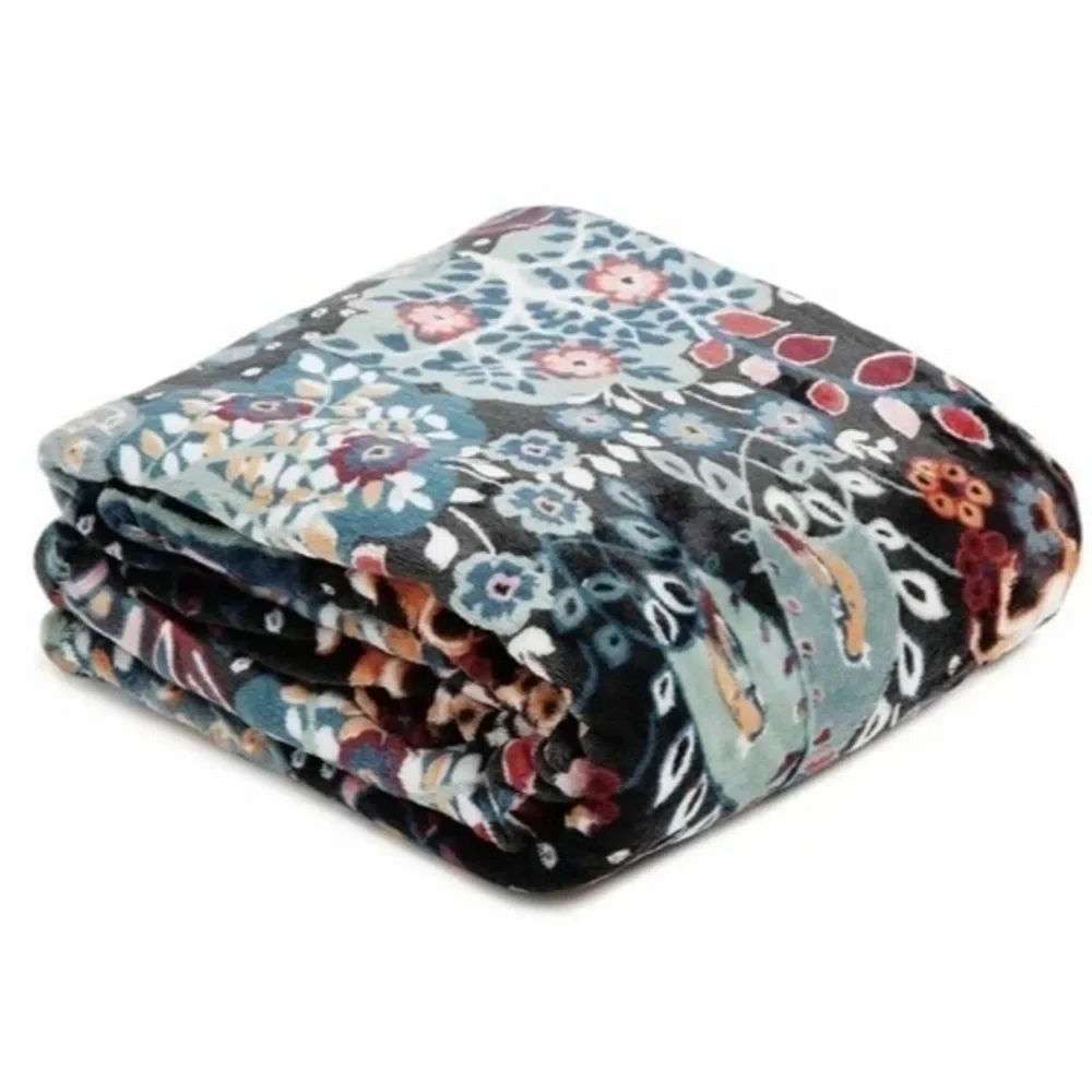Vera Bradley Fleece Plush Enchantment Multicolor Holiday Throw Blanket 80” x 50”